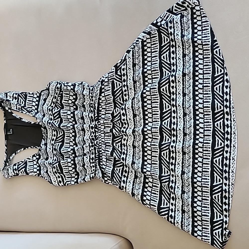 Forever 21 Skater Dress - Picture 7 of 9